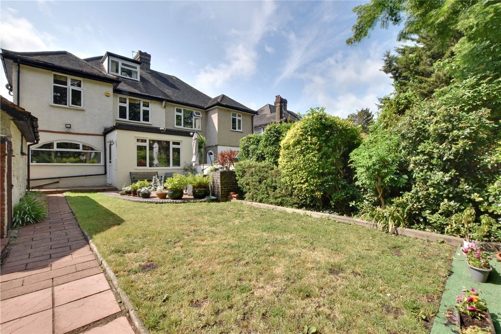 Property photo 3 of 24 Picture No. 20