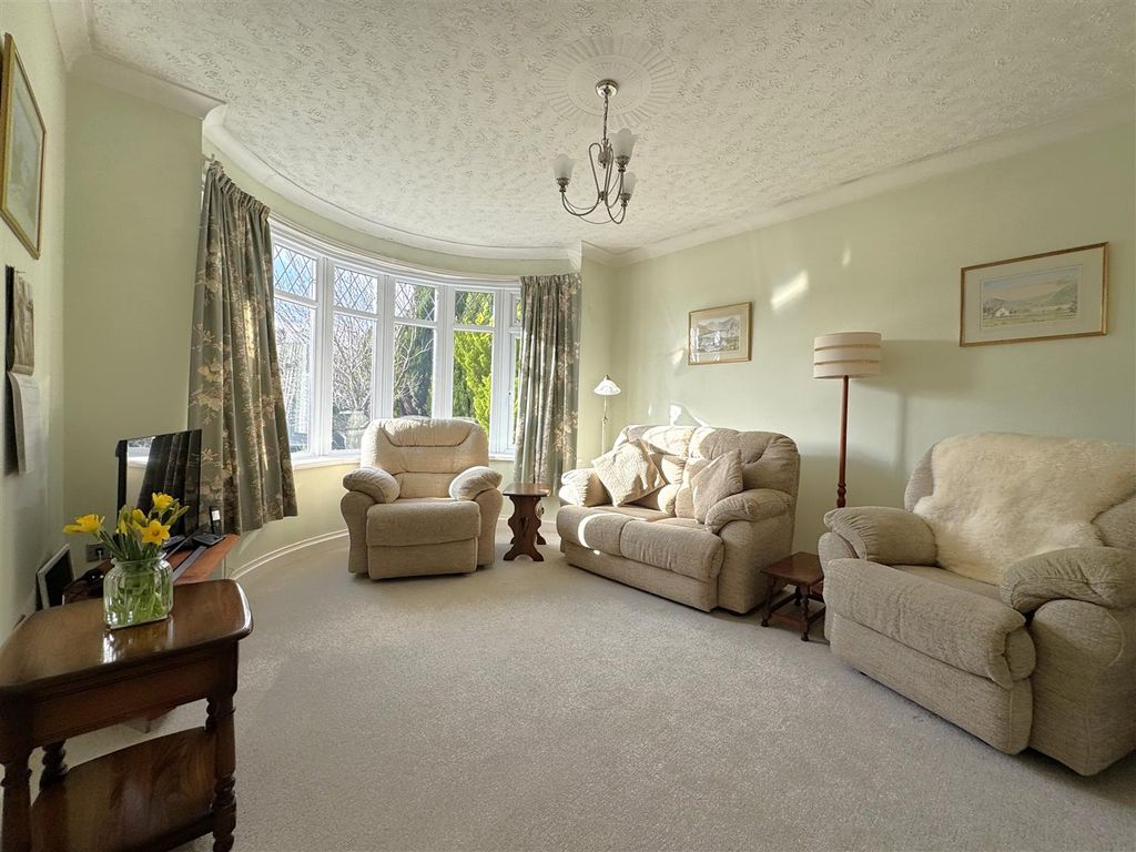 Property photo 3 of 25 3.Jpeg