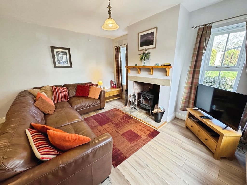 Property photo 2 of 12 Photo 10