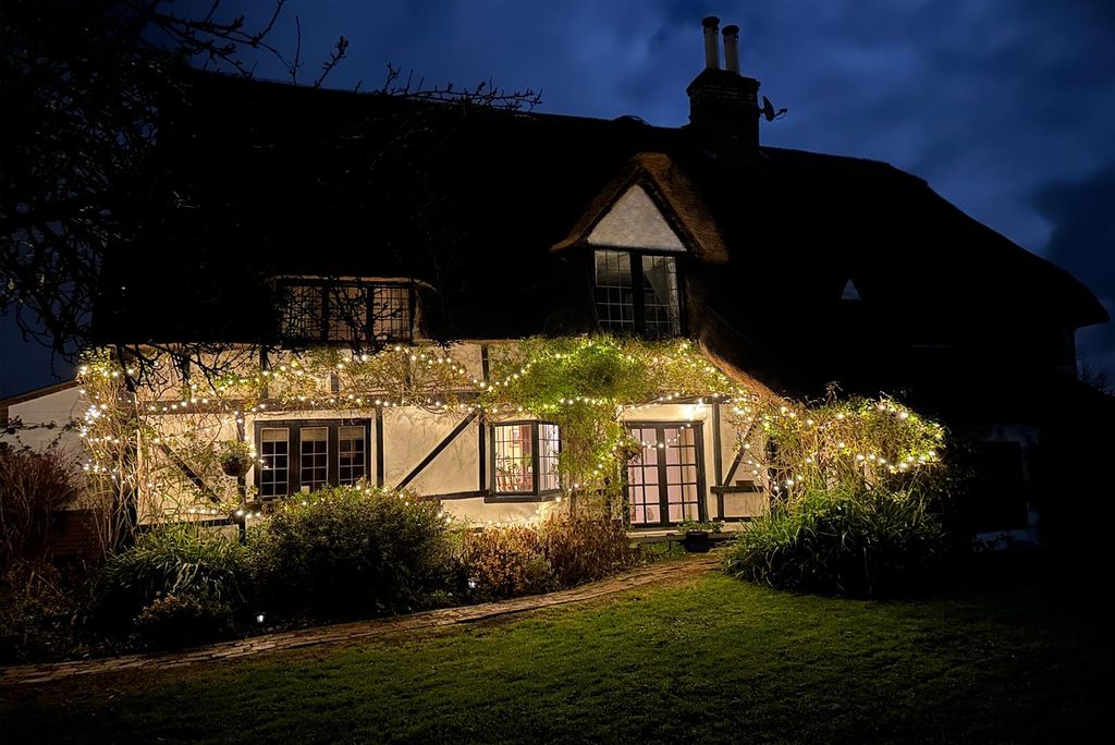 Property photo 2 of 32 Approach