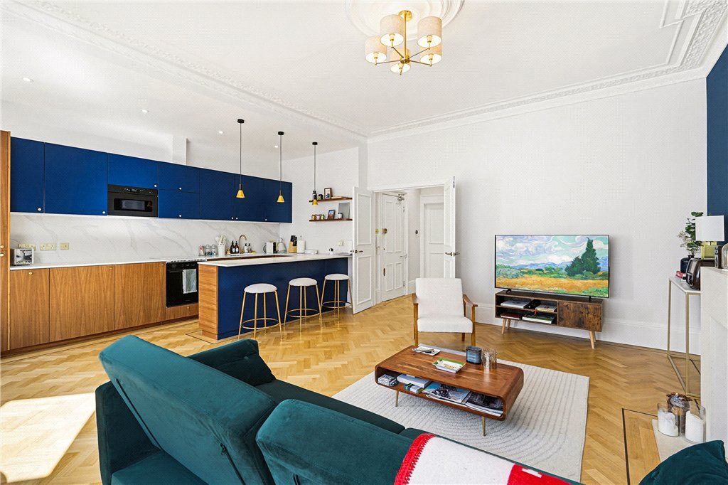 Property photo 2 of 17 Picture No. 19