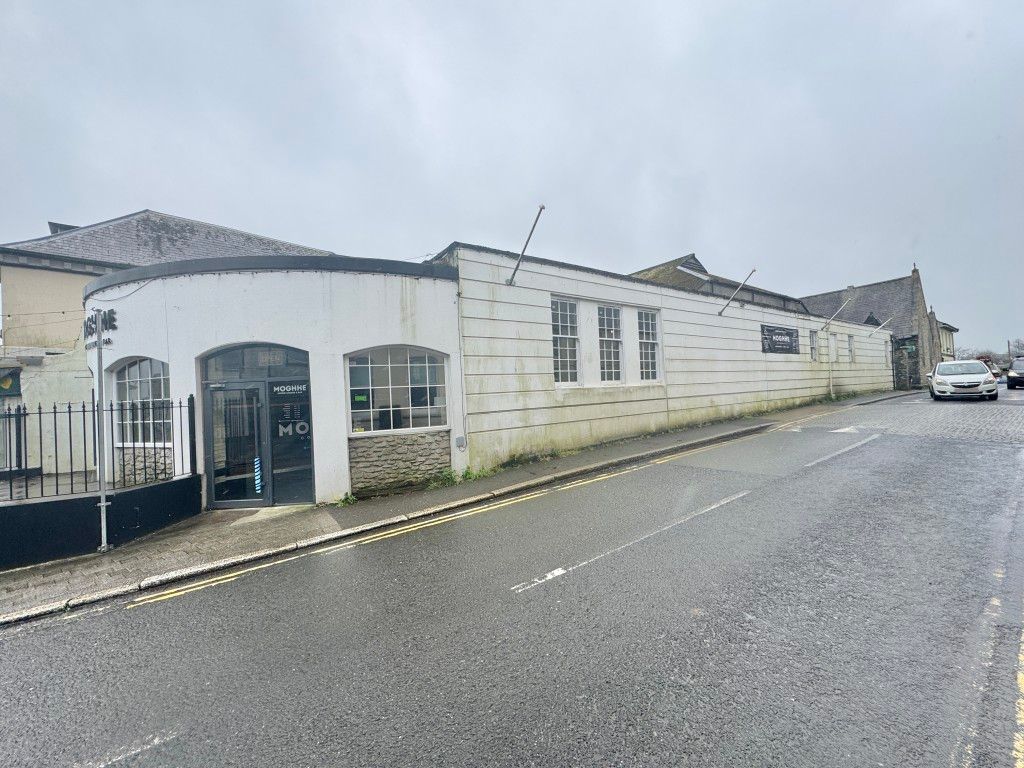 Property photo 2 of 8 View Of The Property From West Street