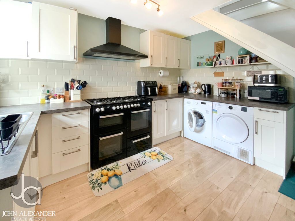 Property photo 3 of 21 20250820_132300536_0.5