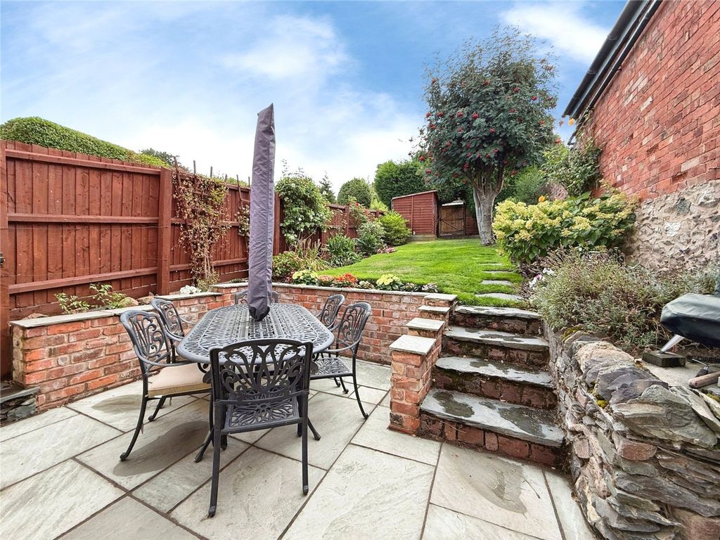 Property photo 2 of 14
