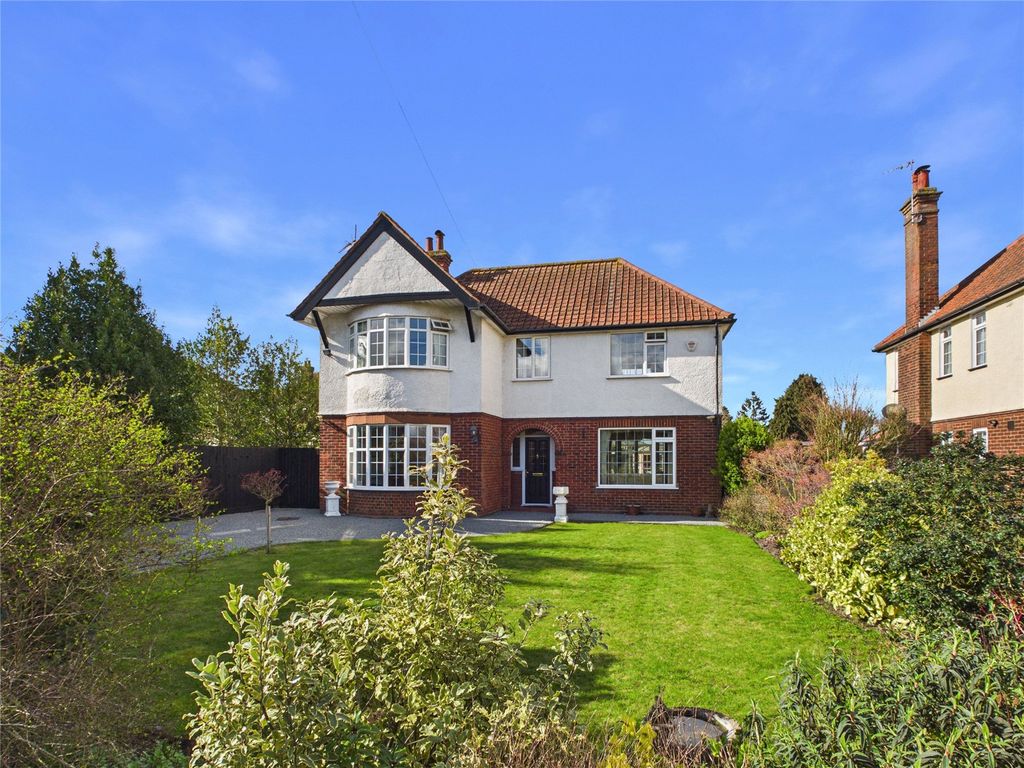 Property photo 1 of 17 Picture No. 01