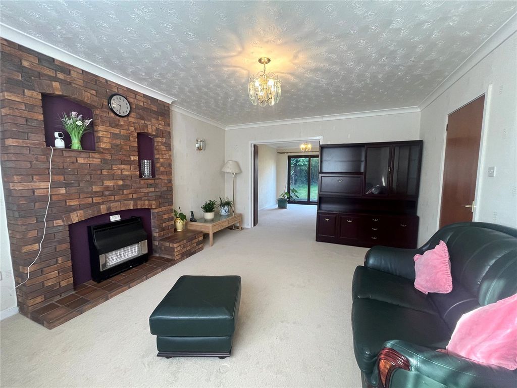 Property photo 3 of 31 Picture No. 54