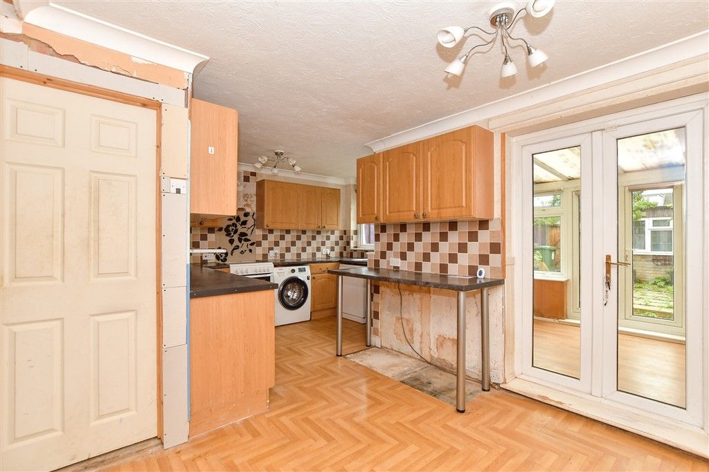 Property photo 2 of 19 Kitchen/Breakfast Room