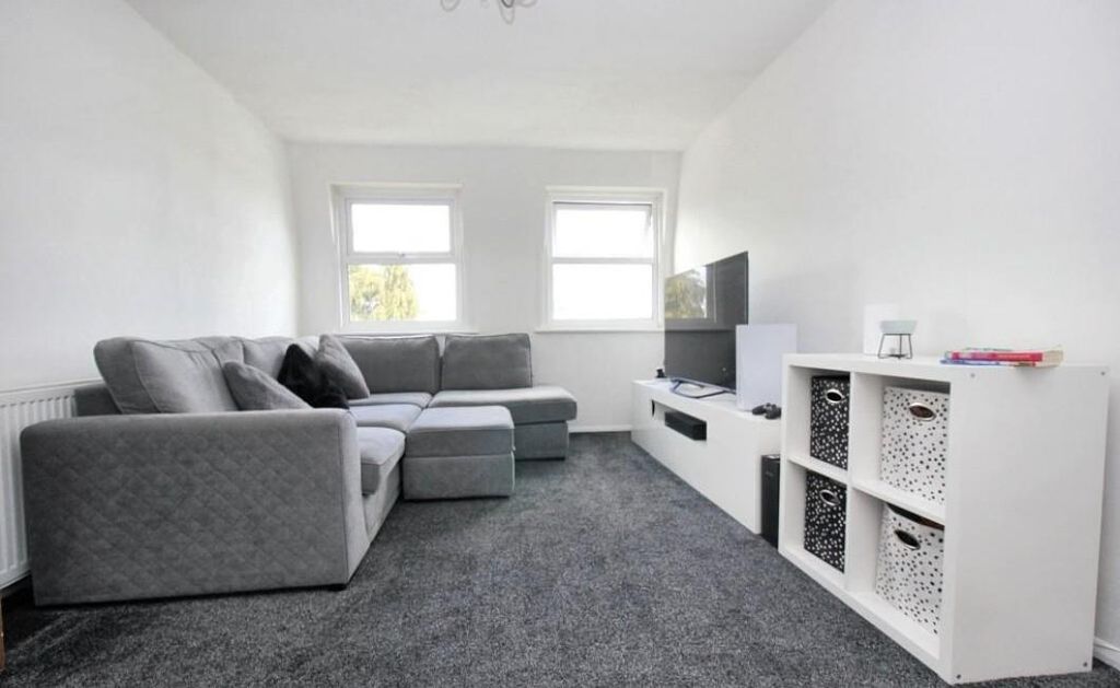 Property photo 3 of 9 20945.Jpg