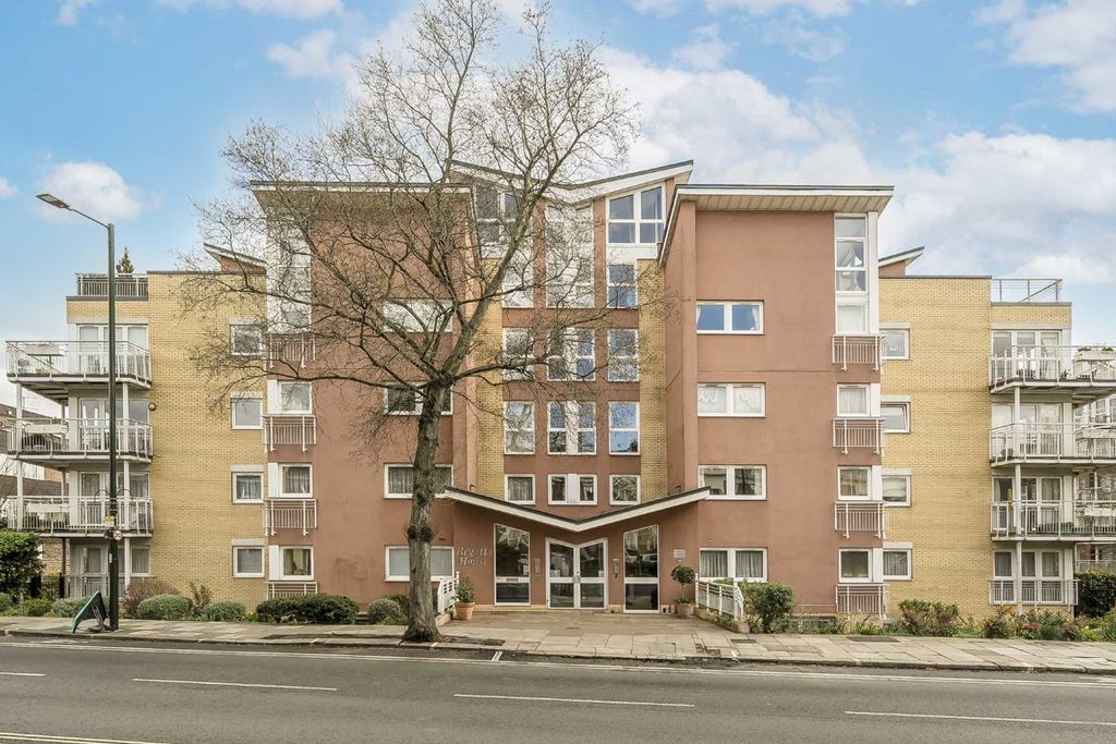 Property photo 1 of 10