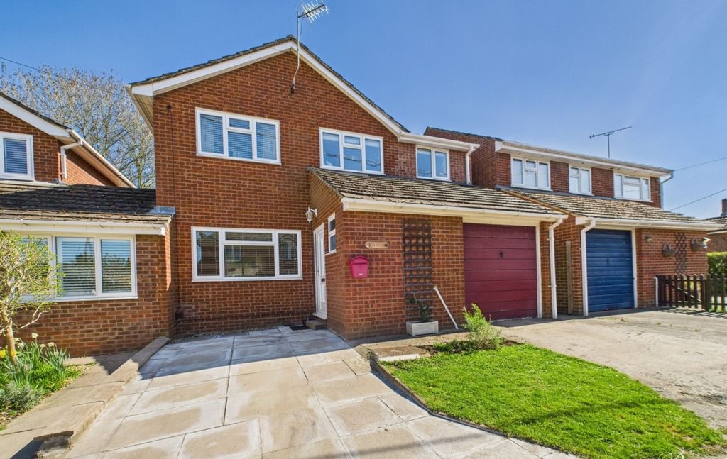 Property photo 1 of 19 Cam01995G0-Pr0282-Still031