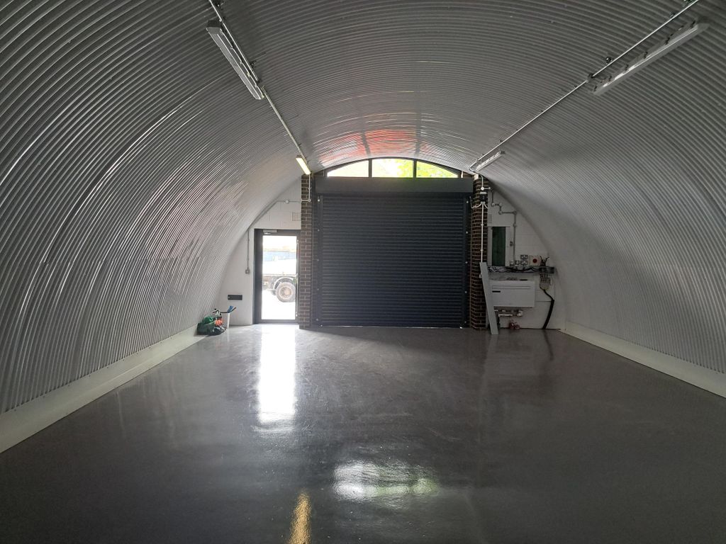 Property photo 3 of 4 Flexible Property Space