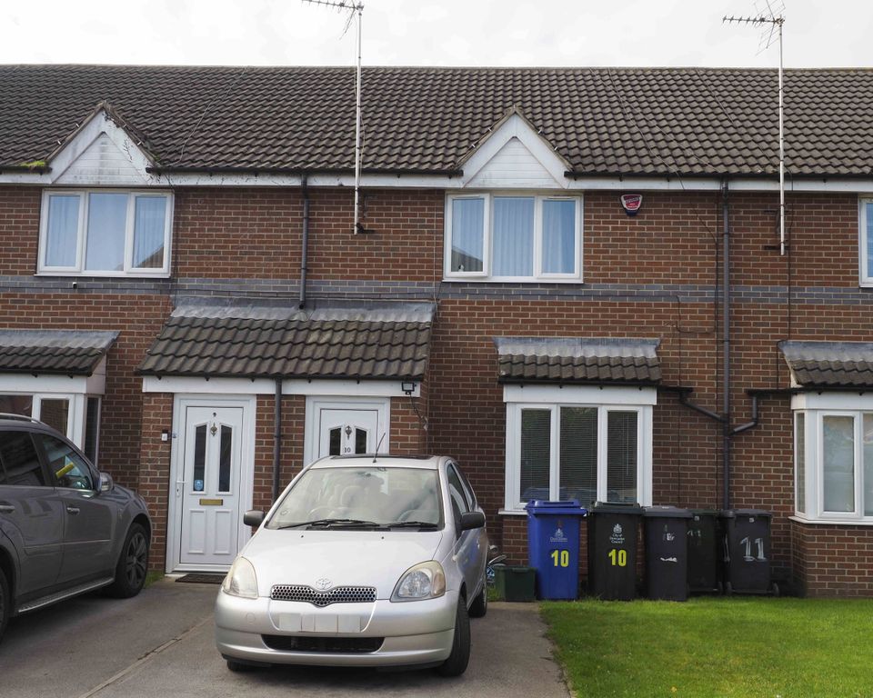 Property photo 1 of 19 External