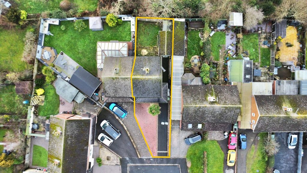 Property photo 2 of 20