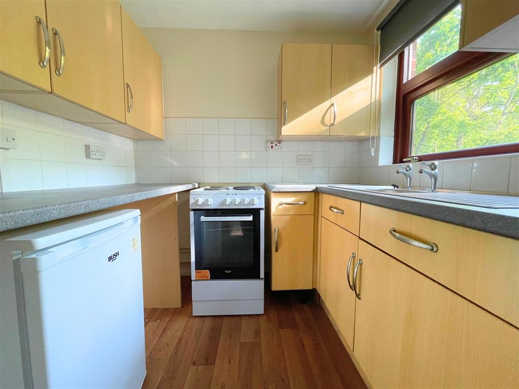 Property photo 2 of 13 Kitchen