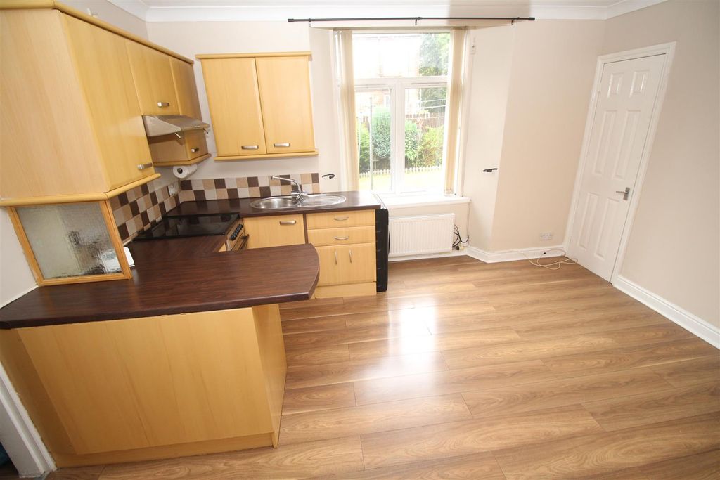 Property photo 2 of 12 Img_1620.Jpg
