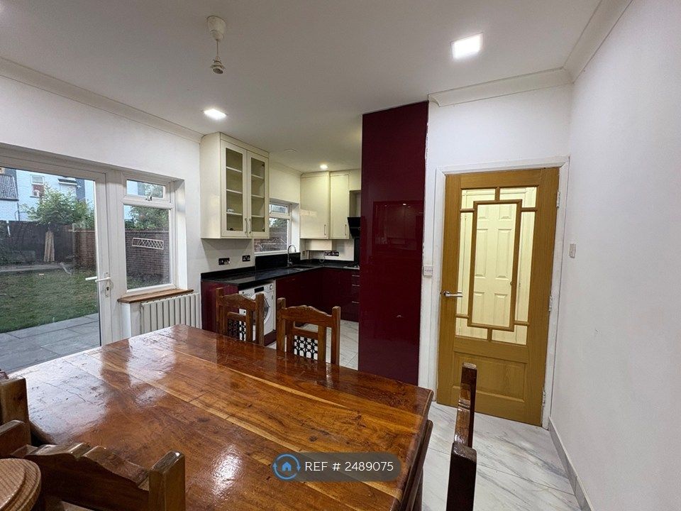 Property photo 1 of 27