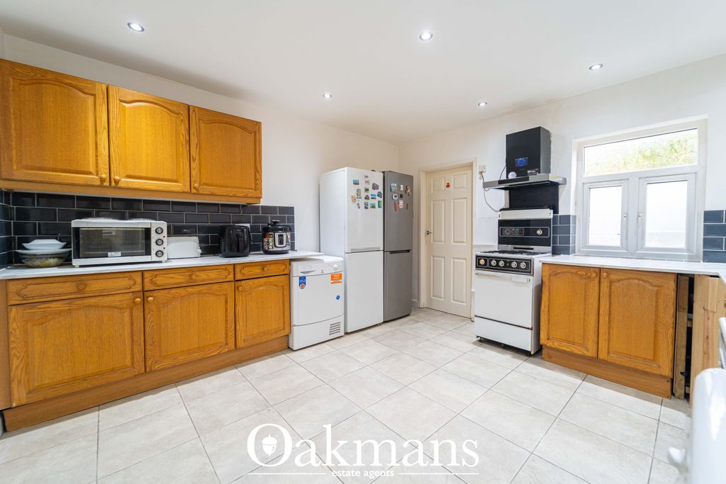Property photo 2 of 35 Kitchen
