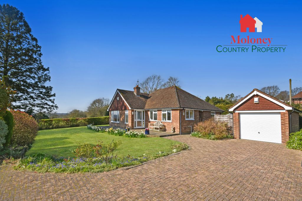 Property photo 1 of 11 Sunnyridge_Cover