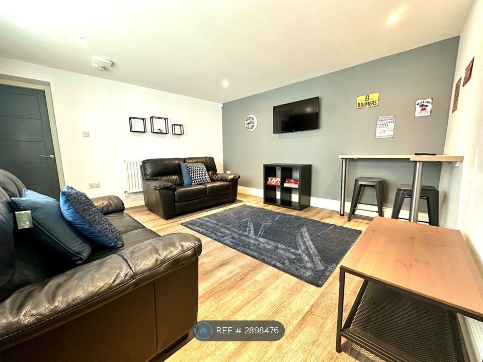 Property photo 3 of 26