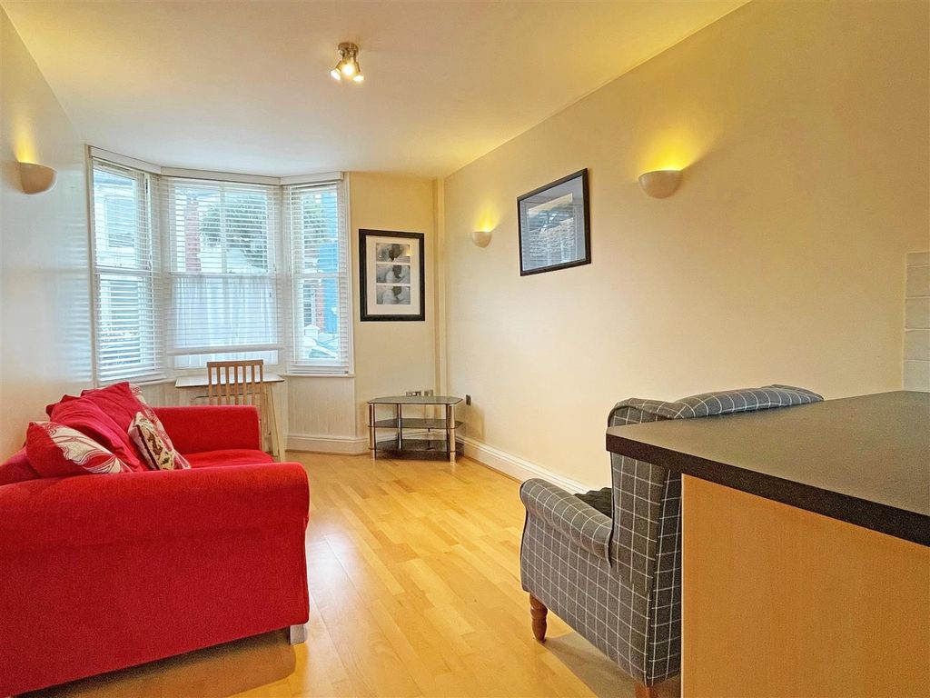 Property photo 2 of 7 Lou1A.Jpg