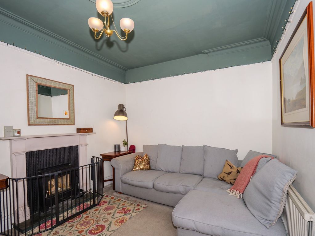 Property photo 2 of 38