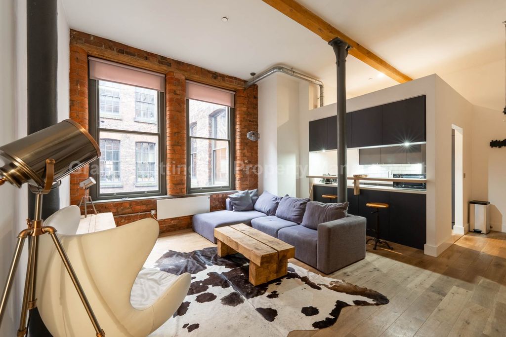 Property photo 2 of 25