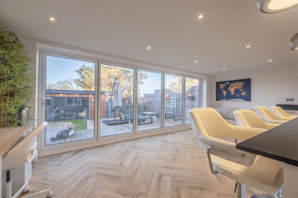 Property photo 3 of 31 65Lw (23 Of 33).Jpg