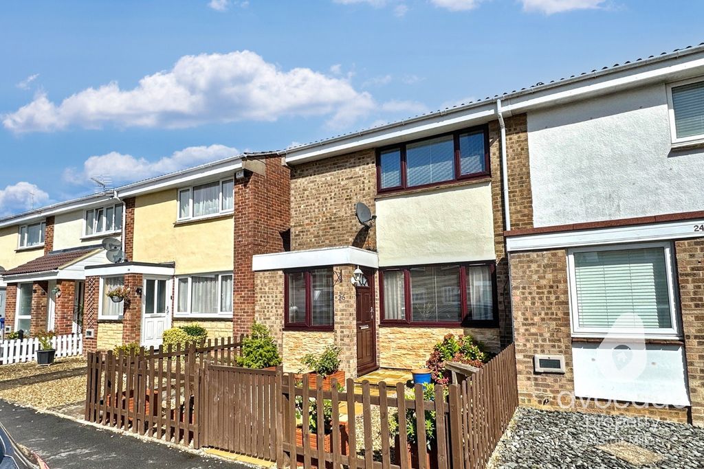 Property photo 1 of 15 4526661