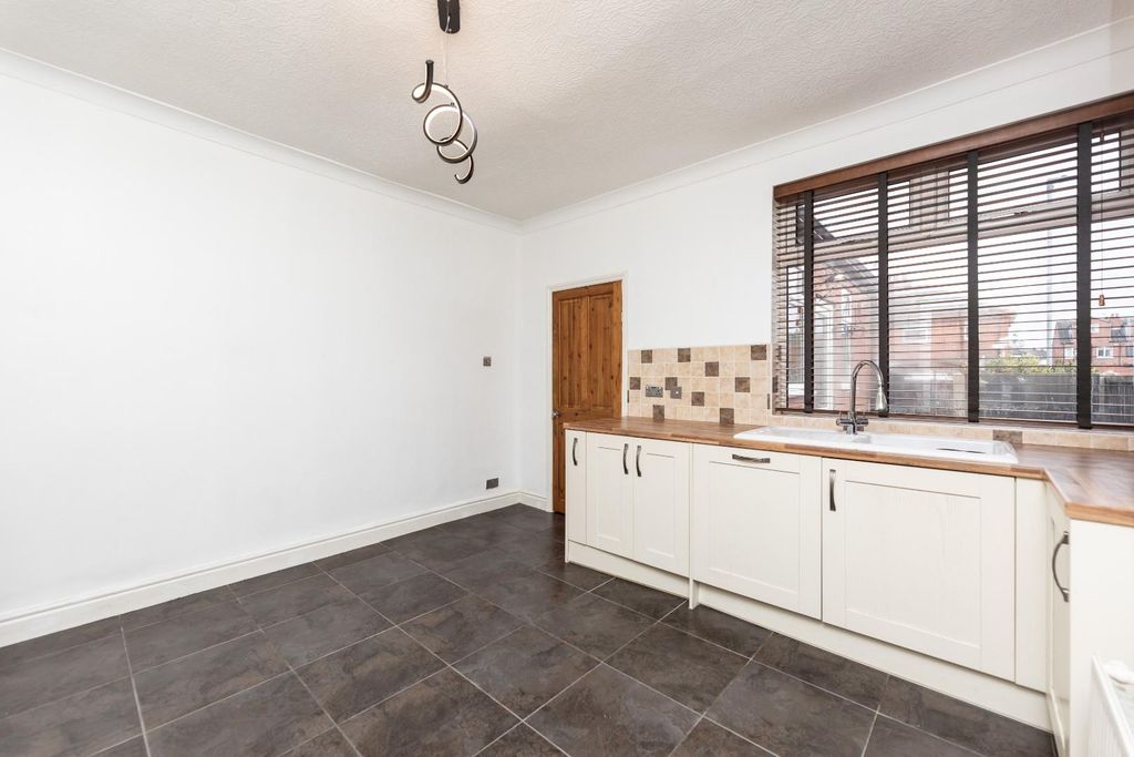 Property photo 3 of 10 5C5A3438.Jpg