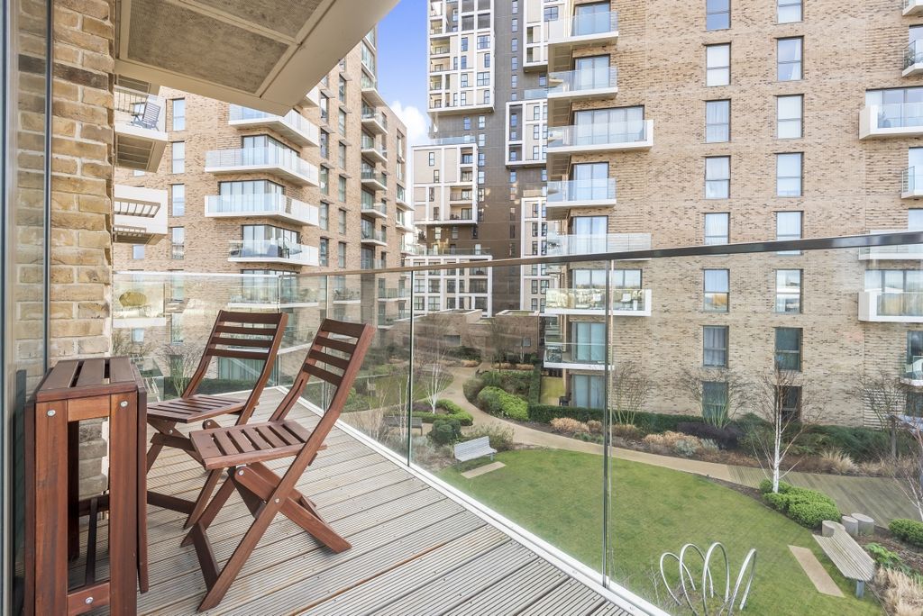 Property photo 2 of 14 810032 (14)