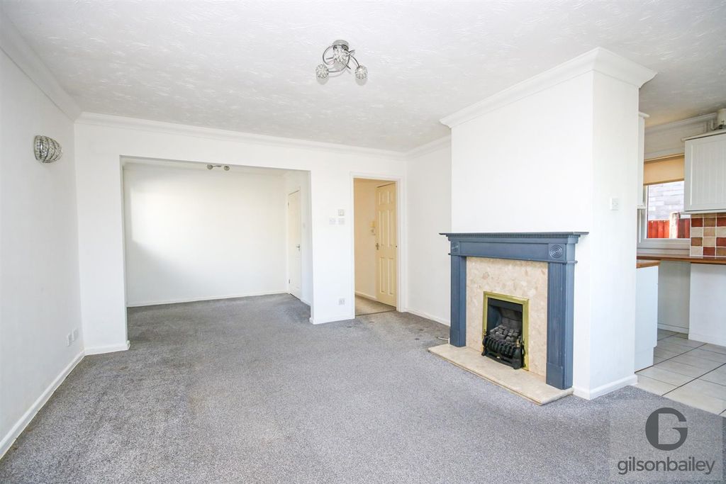 Property photo 2 of 13 Img_3943-2.Jpg