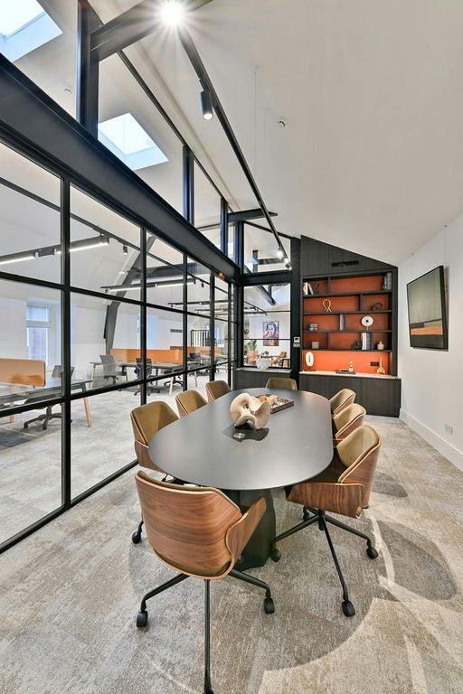 Property photo 3 of 21 3rd Floor
