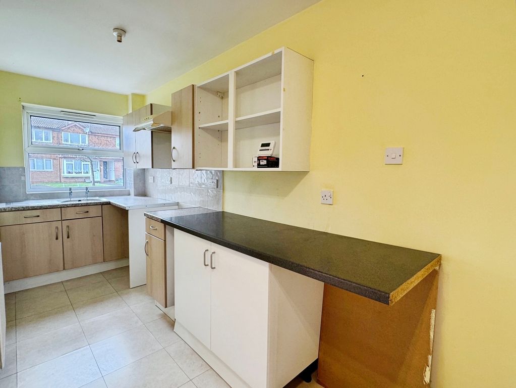 Property photo 3 of 8 Pbox-Img.Jpg