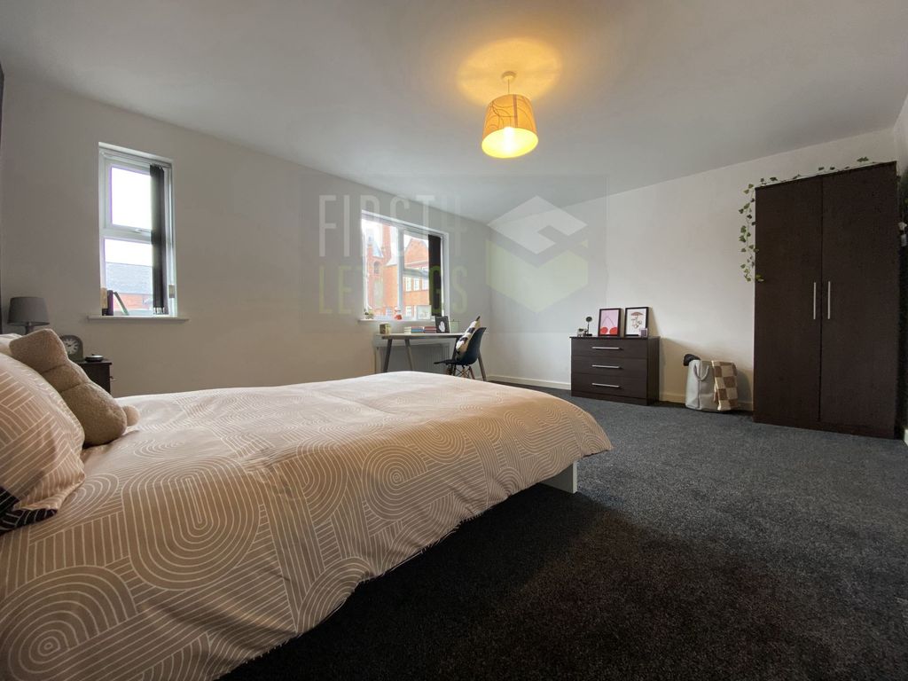 Property photo 2 of 22 Photo 3