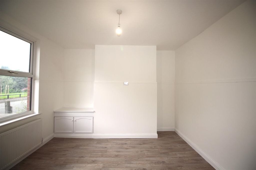 Property photo 2 of 14 Img_4211.Jpg