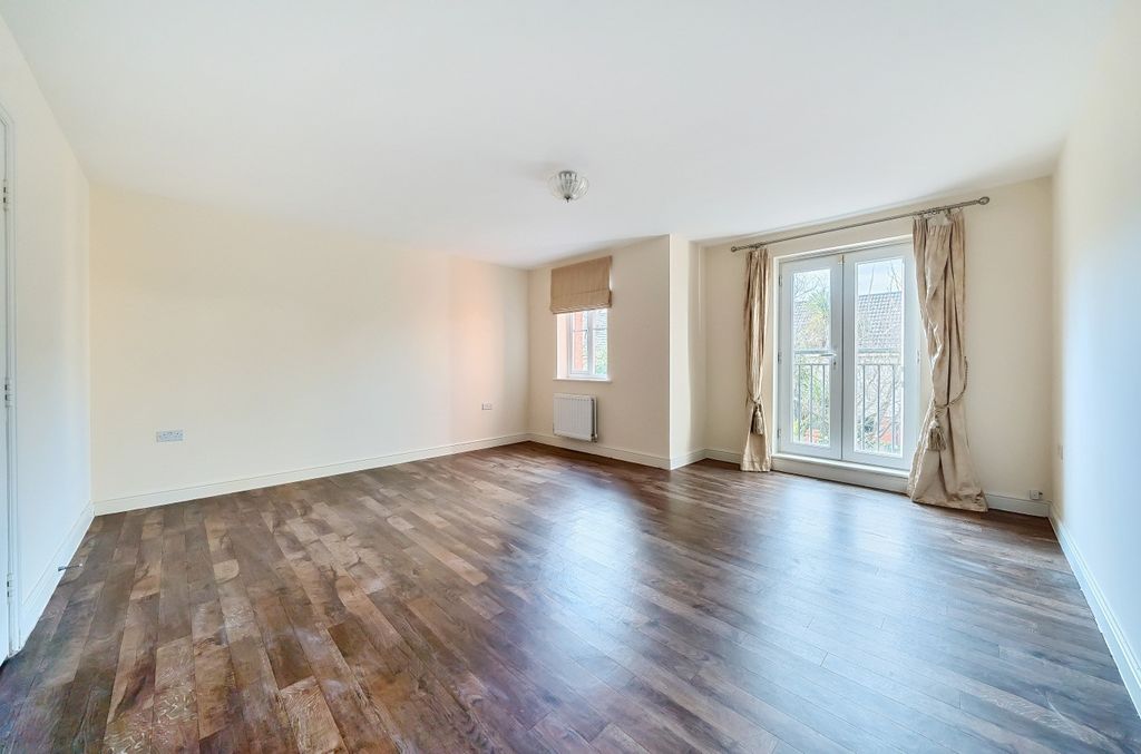 Property photo 3 of 20 Reception Room