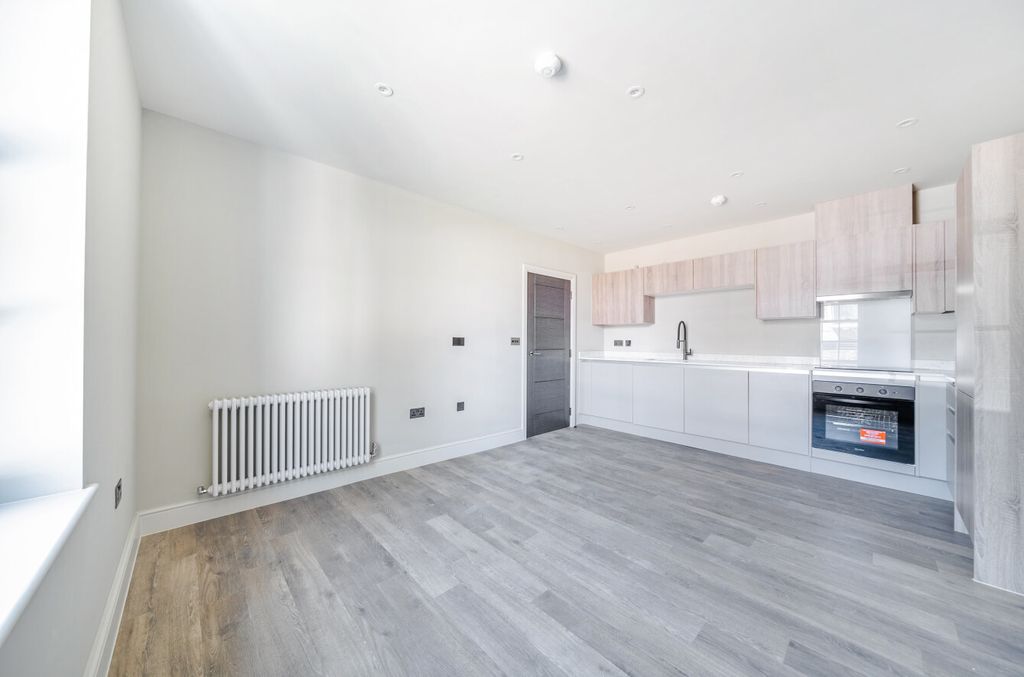 Property photo 2 of 9 1494164-13-6A561F...