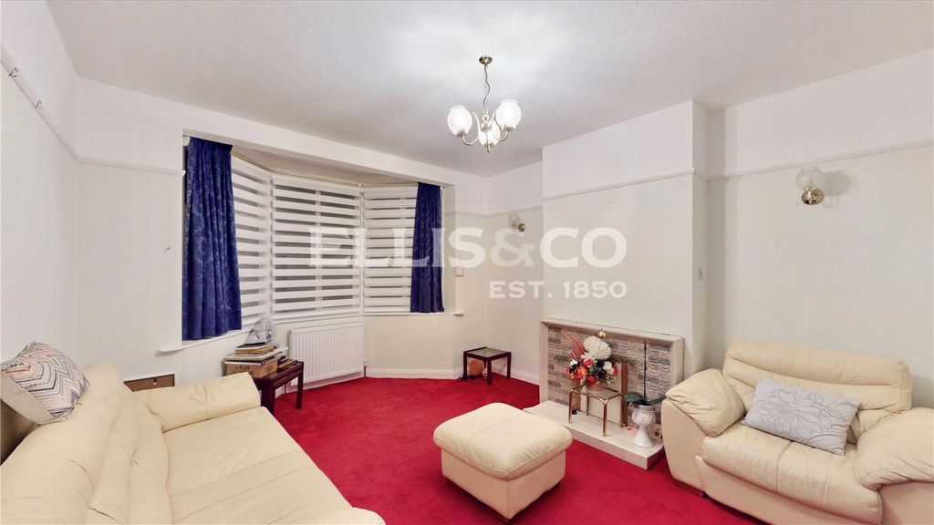 Property photo 2 of 10 Picture No. 24