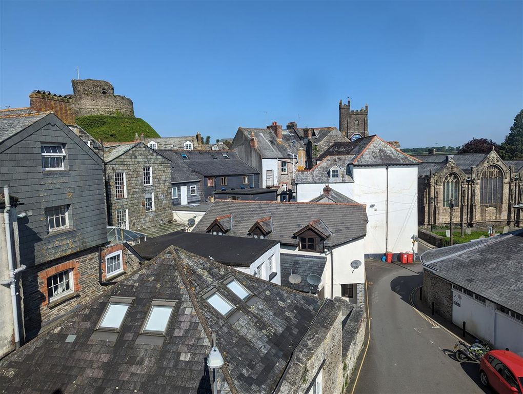 Additional image 7 of 1 bed flat for saleMarket Street, Launceston PL15