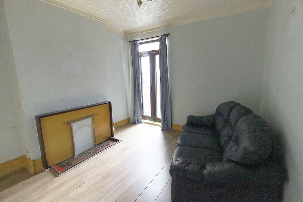 Property photo 3 of 15 Img_5976_Dxo