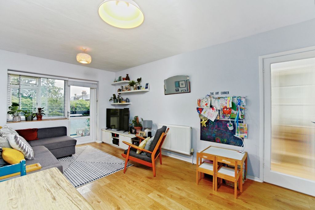 Property photo 1 of 13 51c9B374-0960-F111-A826-002248415F3F