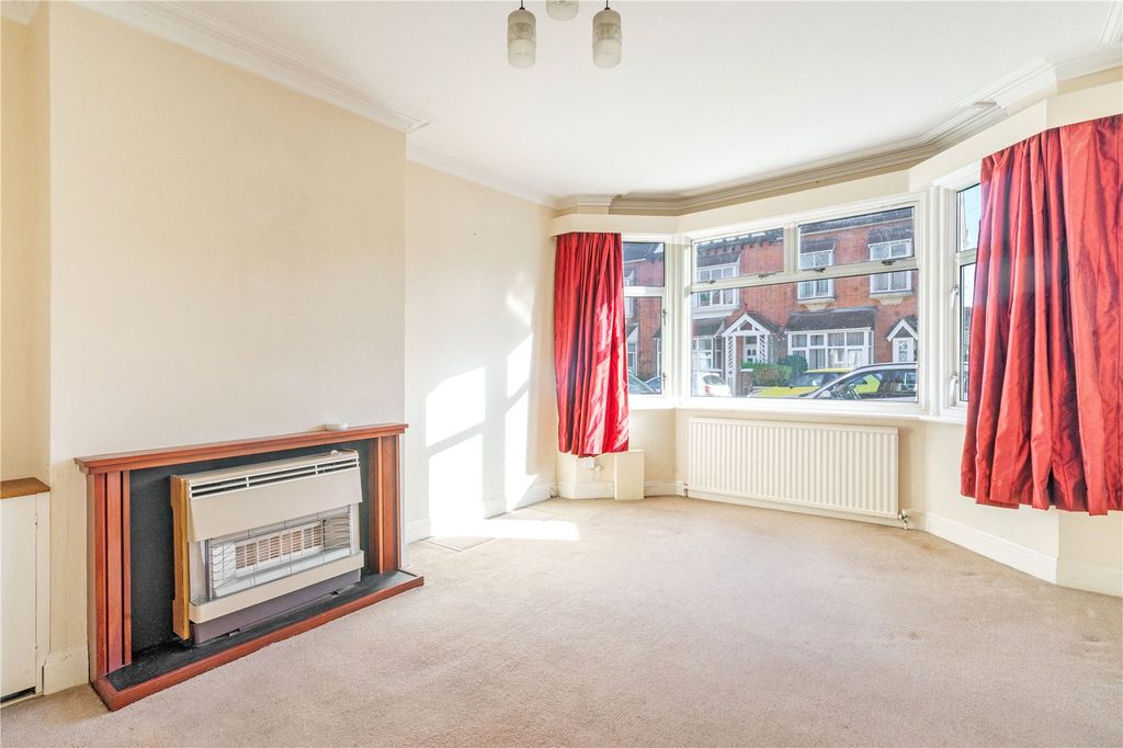 Property photo 3 of 12 Living Room