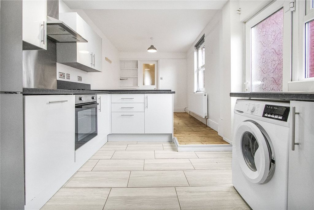 Property photo 2 of 15 Picture No. 09