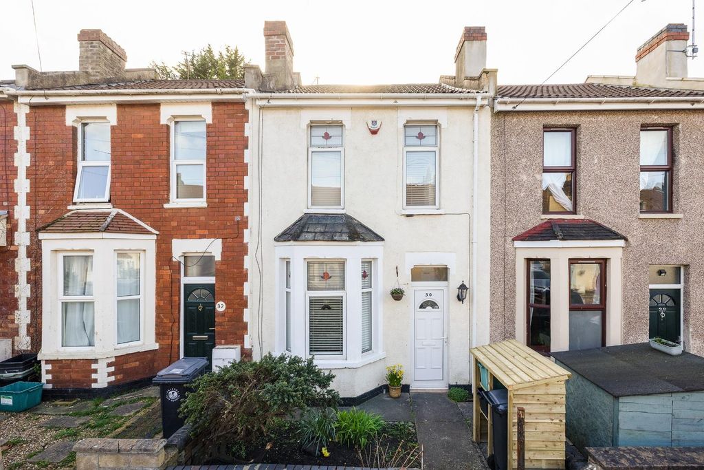 Property photo 2 of 20 Char7805.Jpg