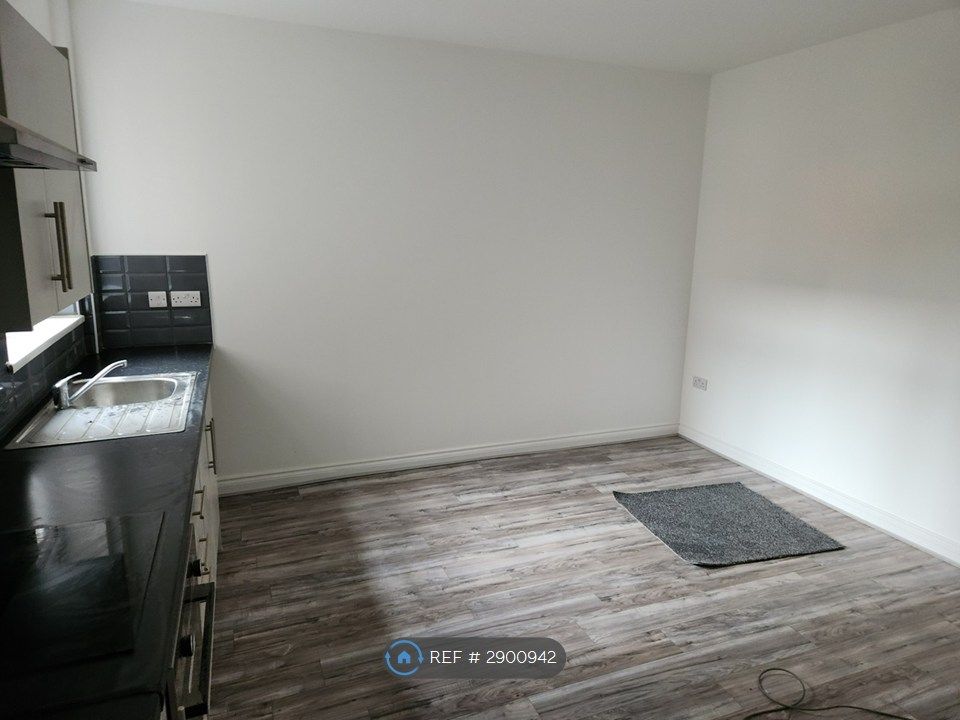 Property photo 2 of 5 Kitchen And Lounge