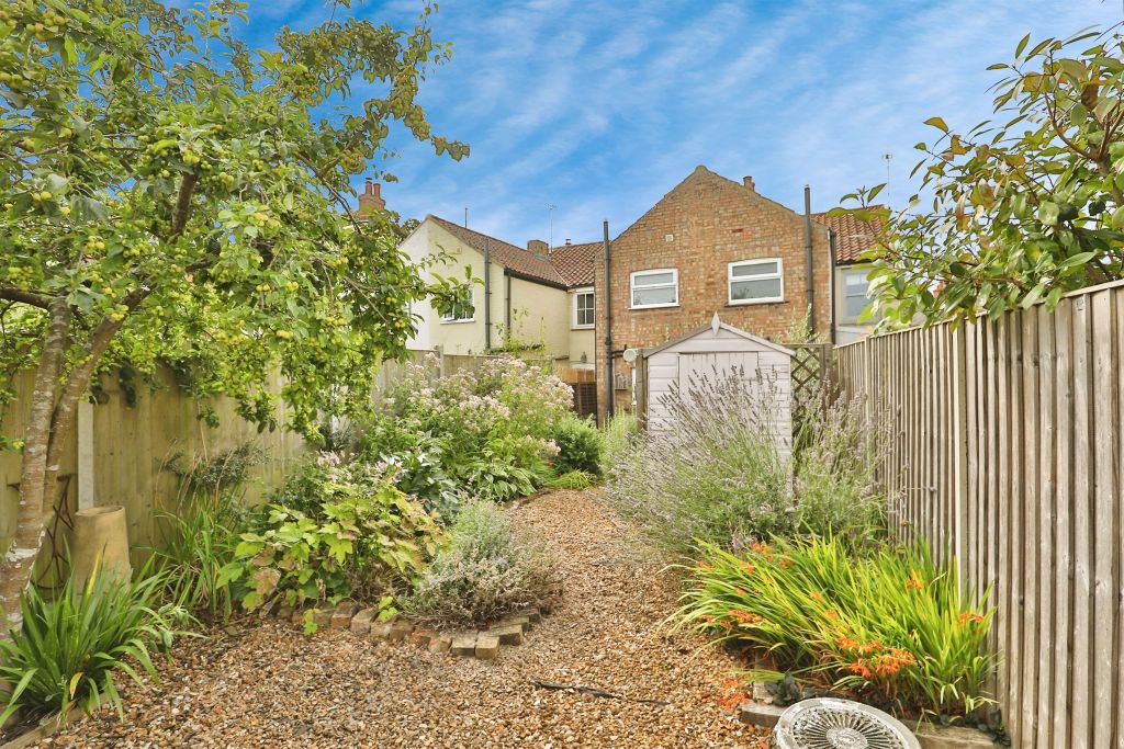Property photo 3 of 17