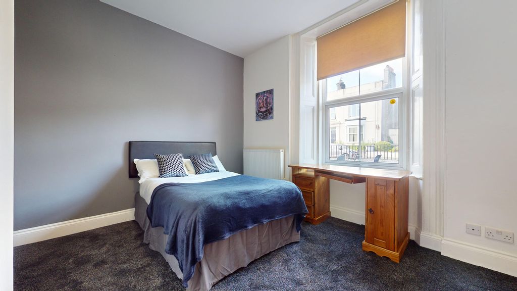 Property photo 2 of 7 Image