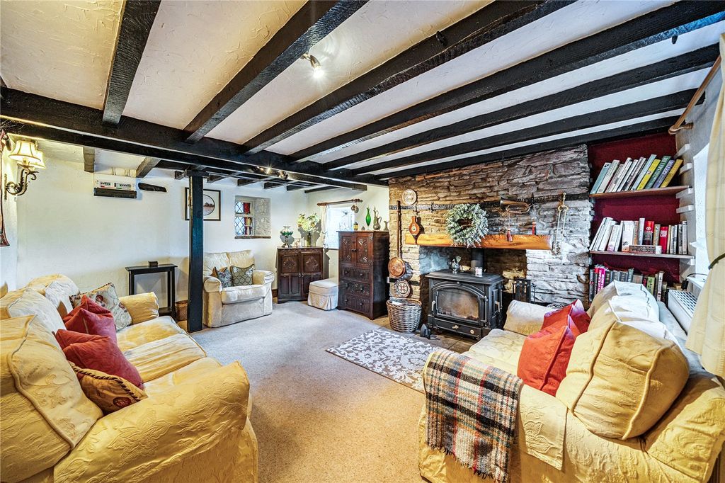 Property photo 2 of 22 Picture No. 27