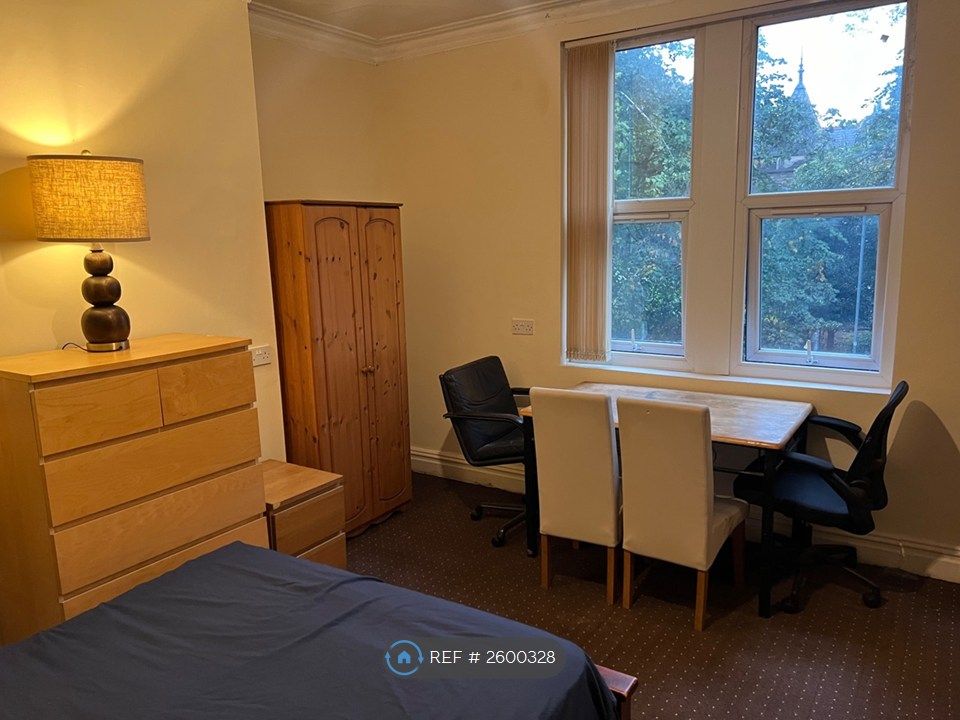 Property photo 2 of 11