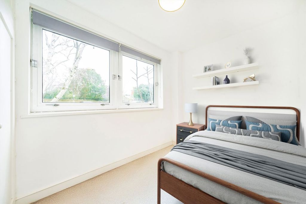 Property photo 2 of 4